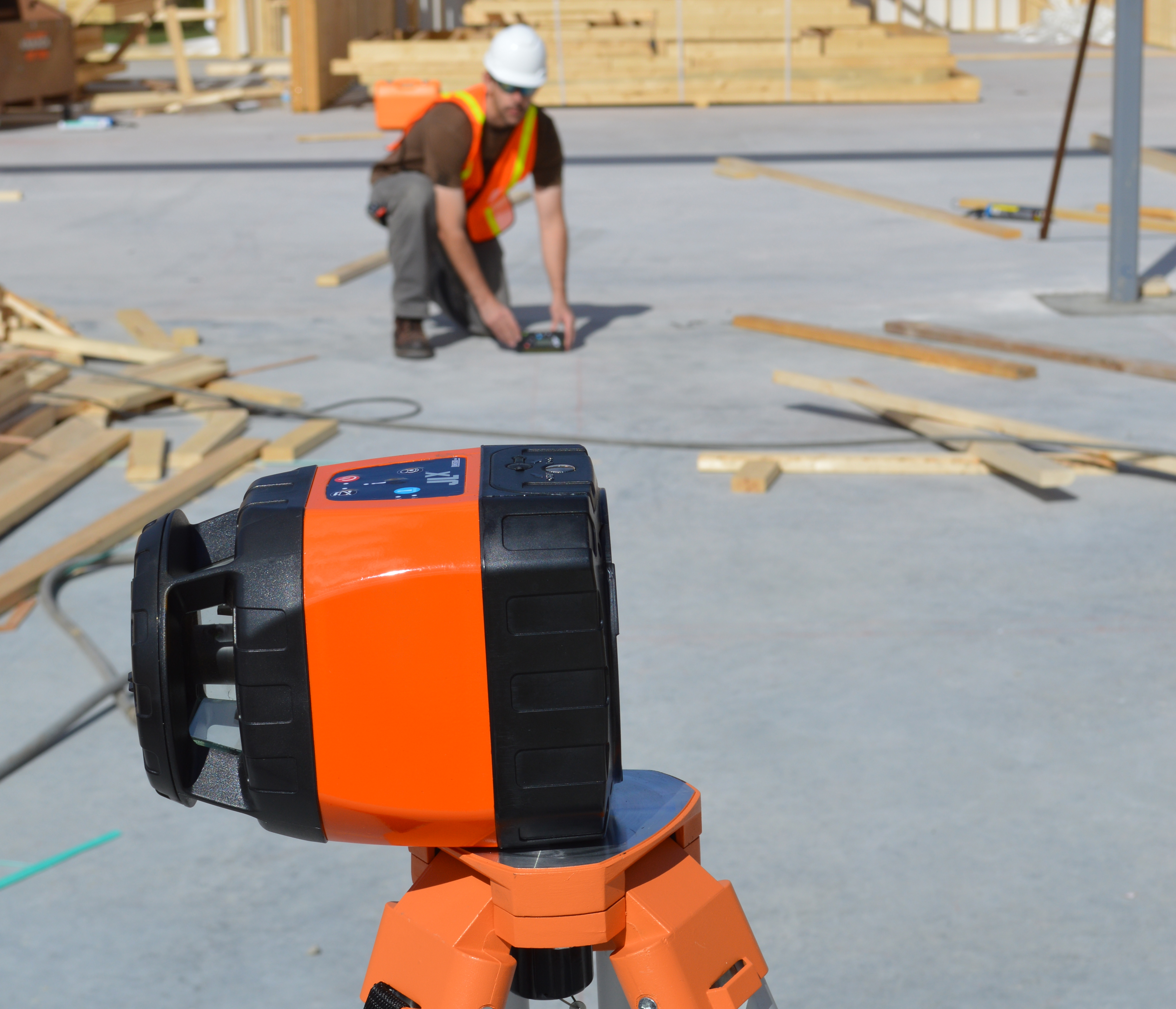 Rotary Laser Level shooting line for shelving around a room